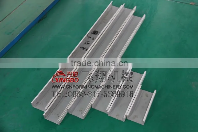 Cage forming machine