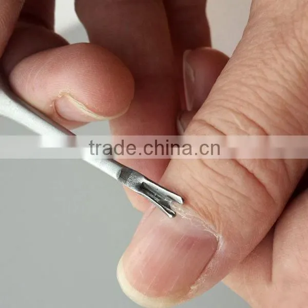 Wholesale stainless steel metal cuticle trimmer with concaved grip durable cuticle pusher cuticle remover manufacturer