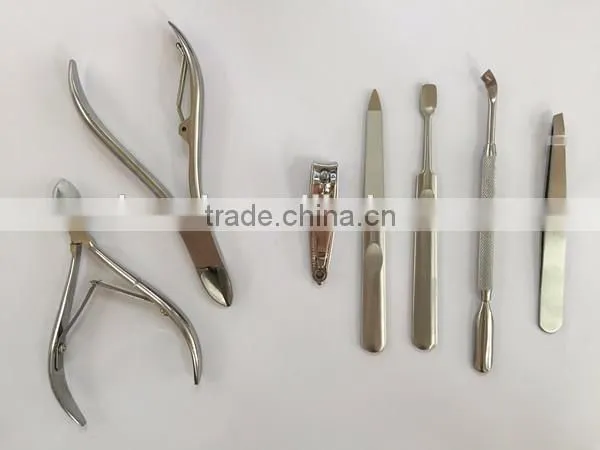 Full function grooming kit for finger and toe nail beauty