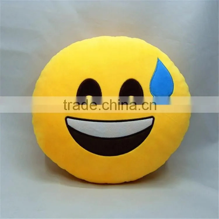 Manufactuer vacuum packing whatsapp plush emoji pillow cushion