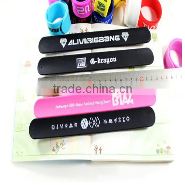 oem silicone slap bracelet wholesale/plastic bangles cheap bulk silicone slap wristband cheap item to sell