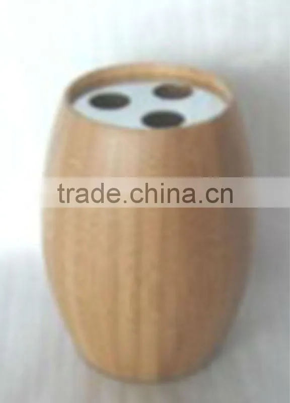 Bamboo toothbrush holder (cambered)