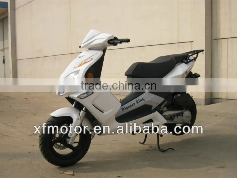 EEC mini engine scooter