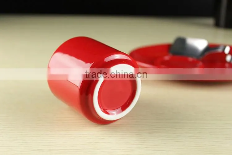 2017 chinese suppliers novelty design ceramic red cup and saucer