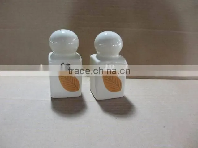 Triangle shaped Ceramic Salt & Pepper Sets