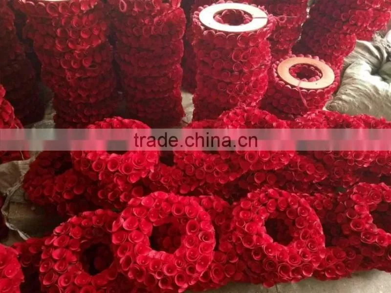 Handicraft wood heart topiary