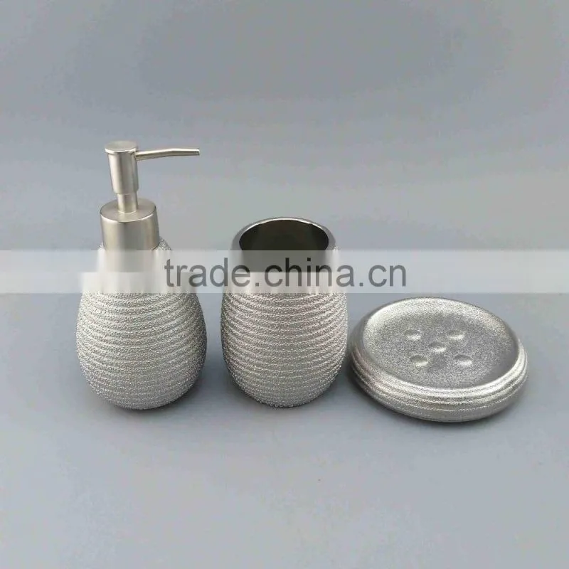 new products 2016 innovative ceramic bathroom sets with 3pcs
