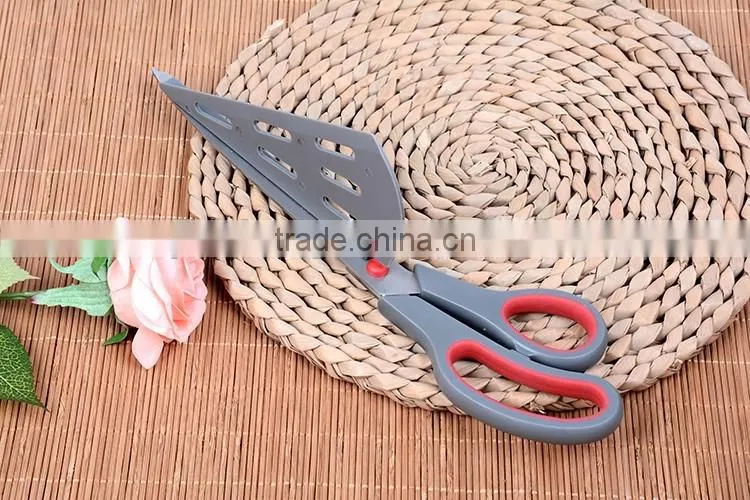 2016 Multifunctional stainless steel pizza scissors with rubber soft tpr handle /rubber scissors