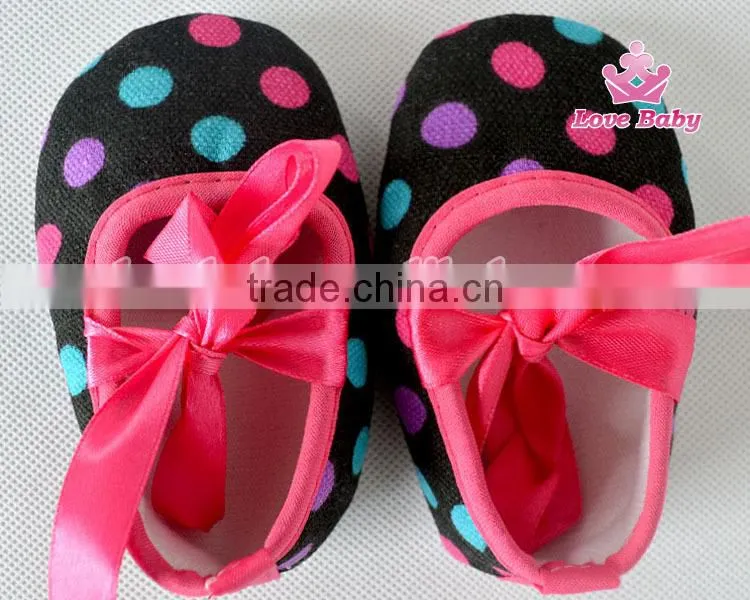 Latest style floral many cute color newborn orthopedic shoes for babies