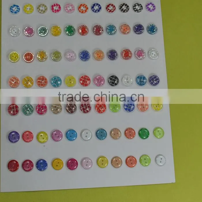 cloth covered button with color powder from fabric covered button