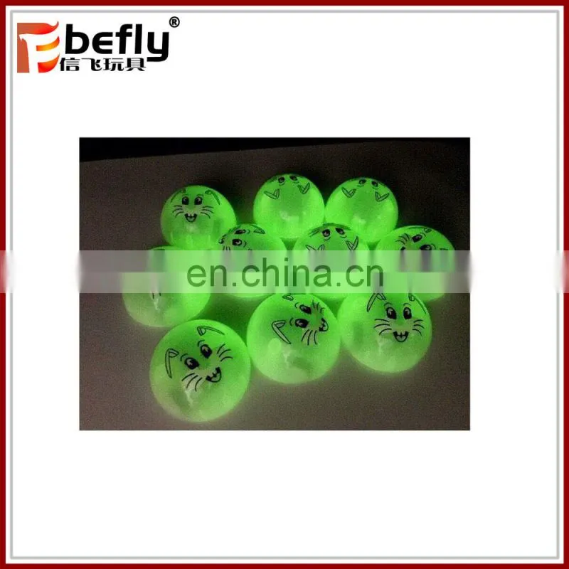 Glow in dark pull back animal emoji toy for capsule
