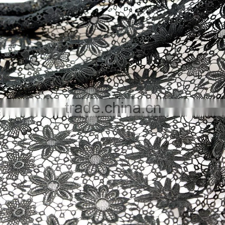 2016 Foshan the most professional embroidery factory 100% polyester chemical white and black chantilly lace