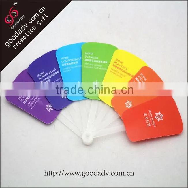 2014 Fashion plastic hand crank fan / custom printed folding hand fan