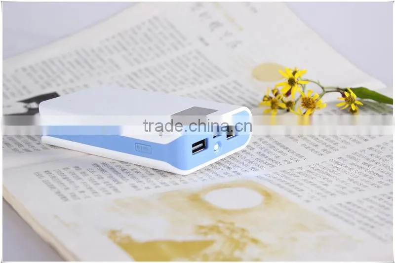 LED light 8400mah with flashlight unique power bank for camcorder