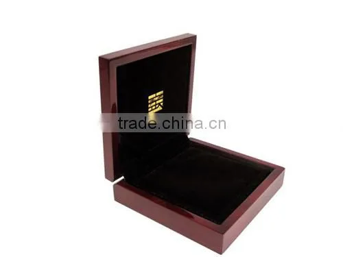 New Design logo Wooden Watch Box