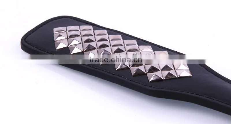 2015 fashion adult novelty toy sex products spanking rivet leather paddle