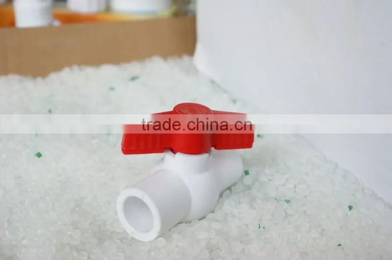 Low price with easy assembly PPR fittings Plastic ball valve
