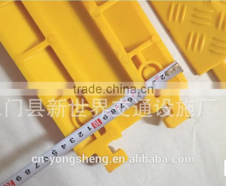 Full Yellow 1-channel Cable Protectors PVC Speed Humps & Bump