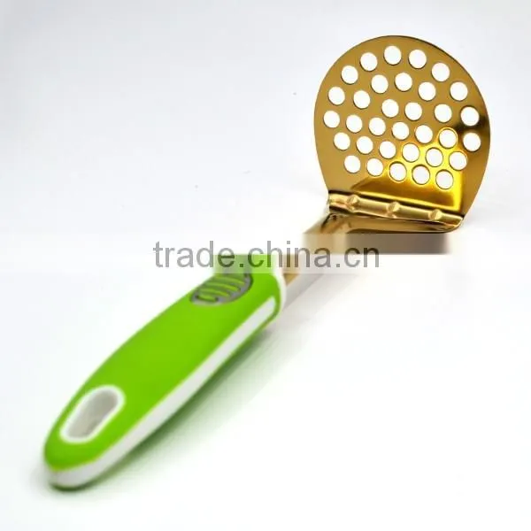 Hot sales in Amazon FDA LFGB Grade gold plating spud blender potato masher