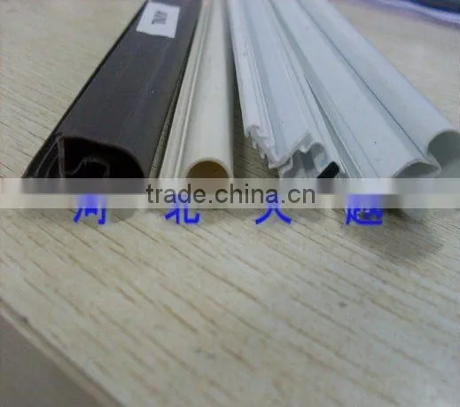 E shape adhesive sponge seal