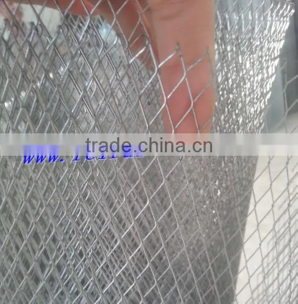 8x16mm Expanded metal 3ft x 12m for poultry farming