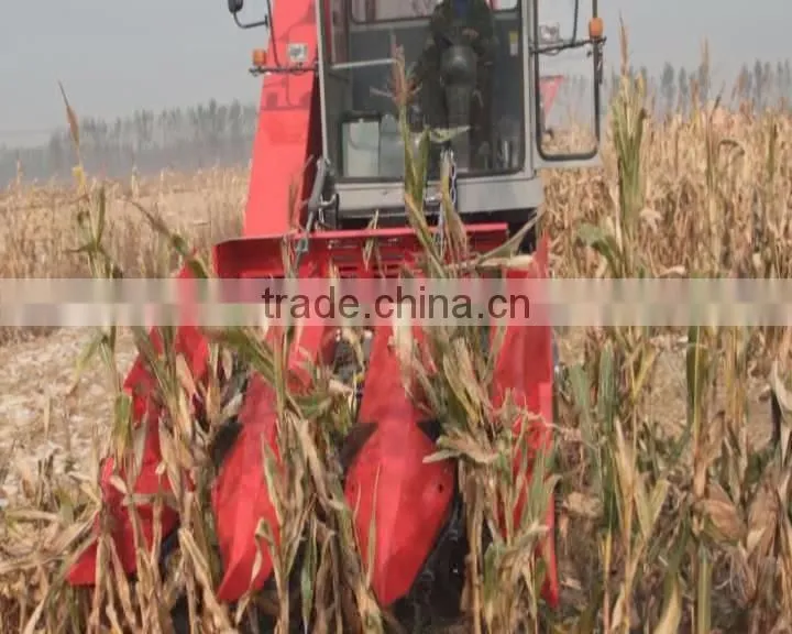 3 lines corn harvester