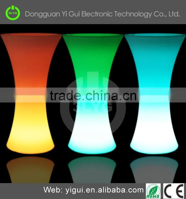 wedding event dining using led light up cube table with glass