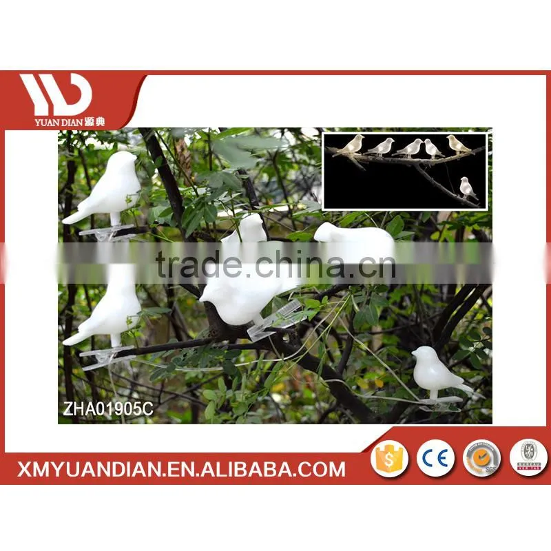 China Product Solar Hanging Light Garden Decoration Plastic Stake