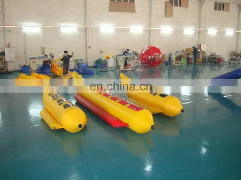 Top quality cheap inflatable banana boat for water games