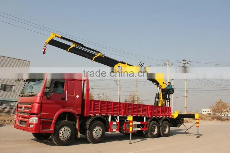 howo 8*4 30Ton Truck Mounted Crane for sale