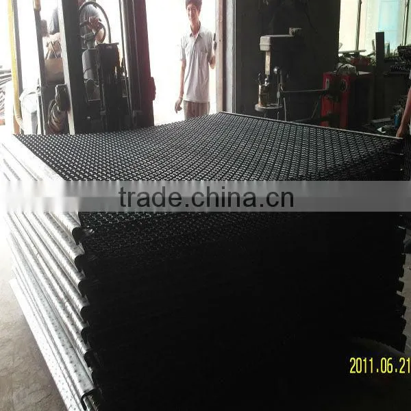 hook with steel reinforced mine mesh screen