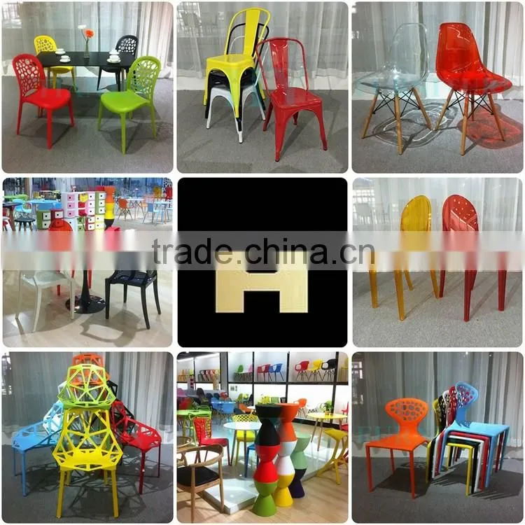 morden Design PP Plastic Upholstered Dining Chair with Wooden Legs