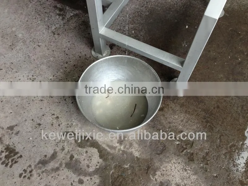 coconut cutting machine