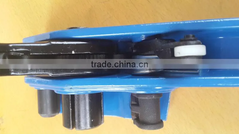 PET/Polyester plastic strap manual tensioner and sealer packing tool
