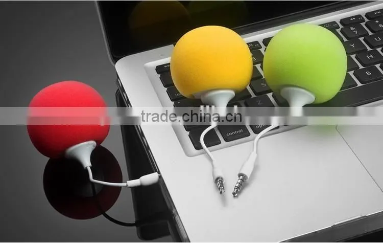 2016 Hot selling portable sponge USB mini ball speaker with 3.5mm jack audio cable for all mobile phone, laptop etc
