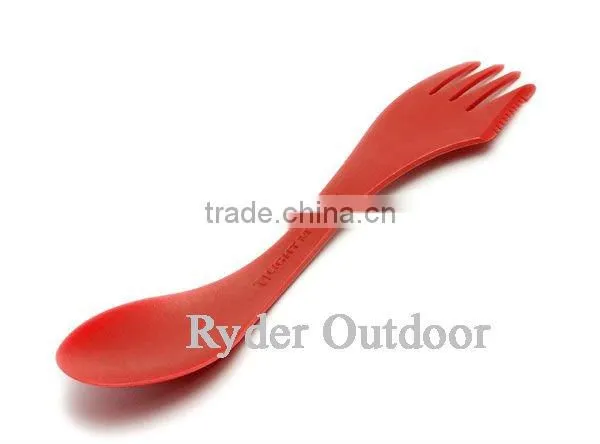 Plastic Spoons Forks and Knives