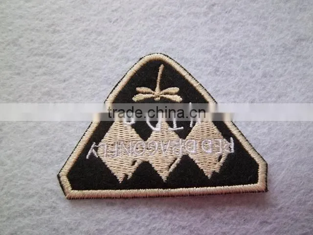 Custom embroidery patch/ embroidery iron on patches/ patches embroidery