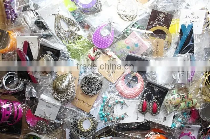 GZY cheap sales to the global and africanafrican wood earrings