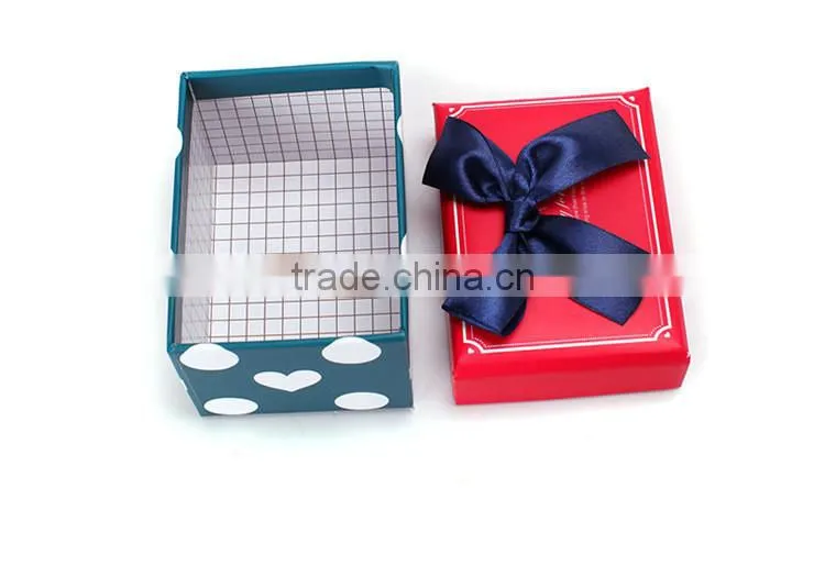 2015 Caja de Regalo China Manufacturer Luxury Promotional Paper Gift Box for Packaging