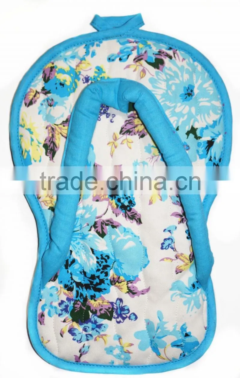 slipper shape cotton potholder with plain dyed microfiber fabric pot holder