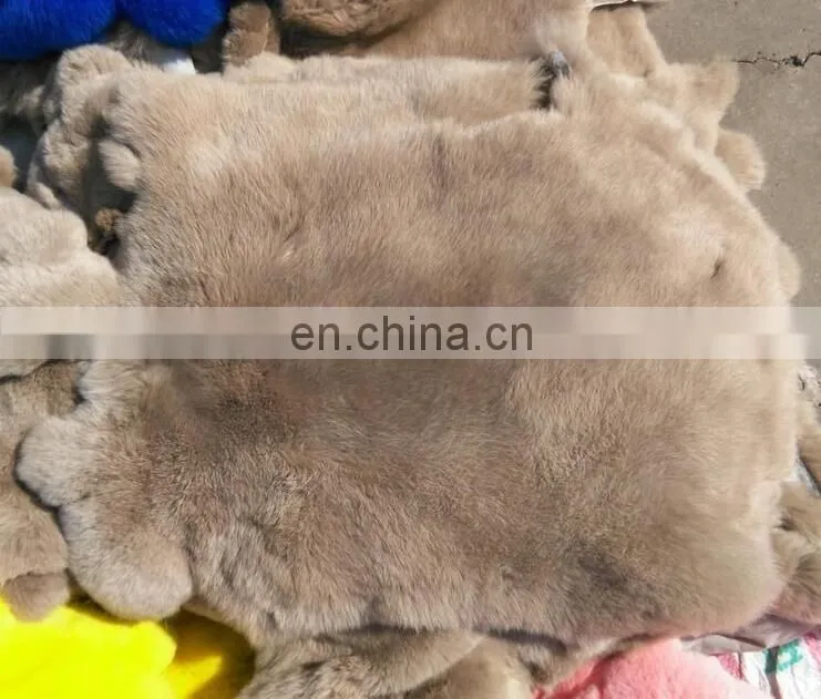 Factory wholesale raw or dyed color real rex rabbit fur pelts