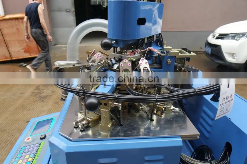 Full computerized socks knitting machine