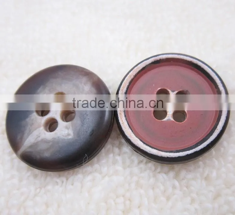 Sedex Audited Factory 2 Pillar burnt rim 4 holes urea button, urea button