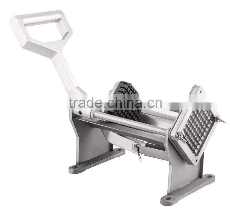 Manual fruit and vegetable cutter