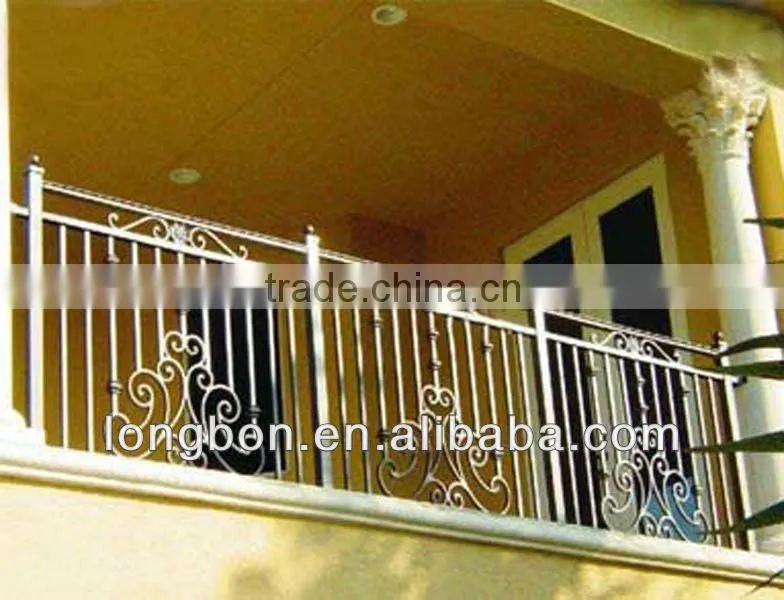 2013 Top-selling wrought iron fence for garden