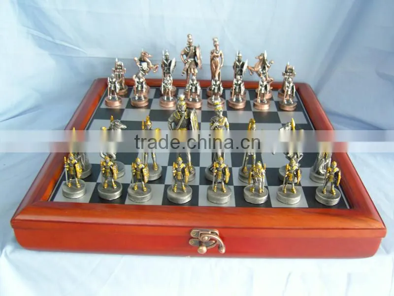 Warrior Knight design metal chess with board