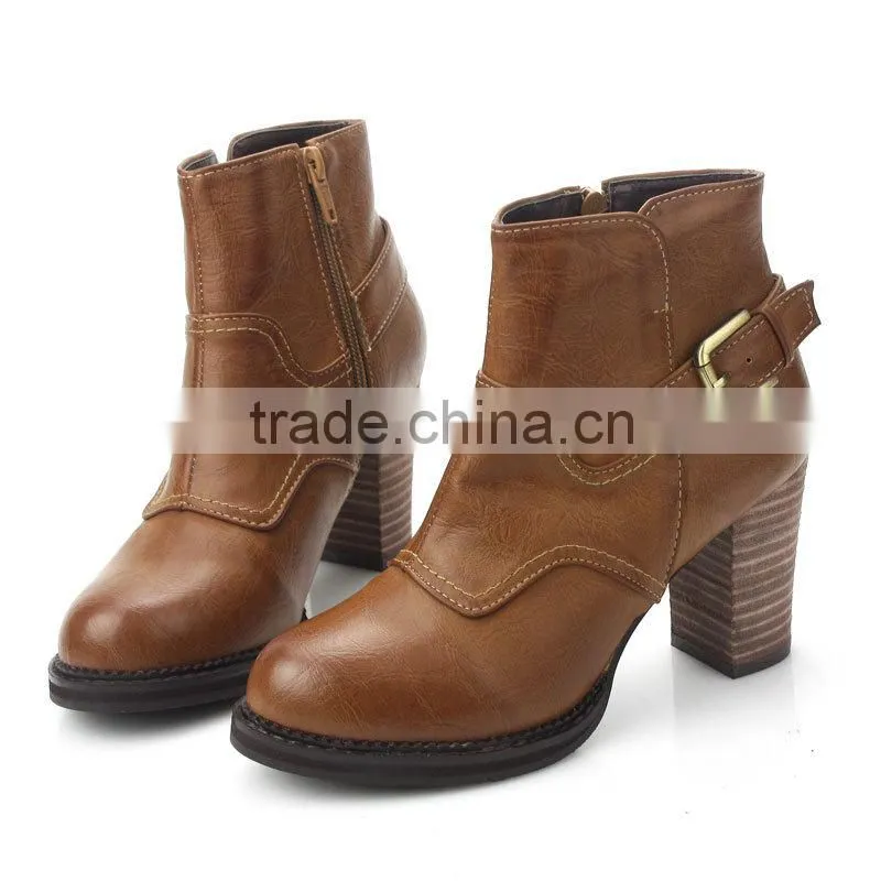 Automatic heel-nailing machine for shoes