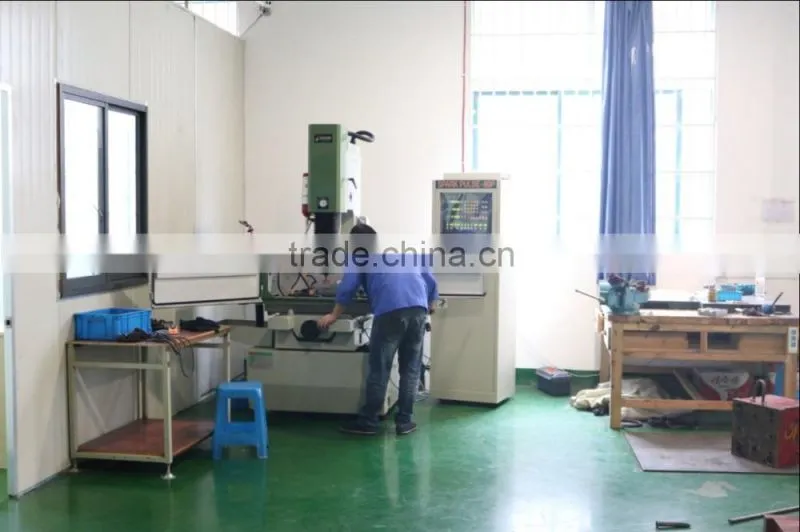 The new factory of making acrylic cosmetic packaging more professional and more quality assurance