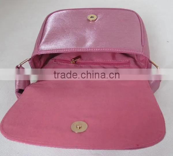 Young ladies cute hand bag delicate evening bags with satin