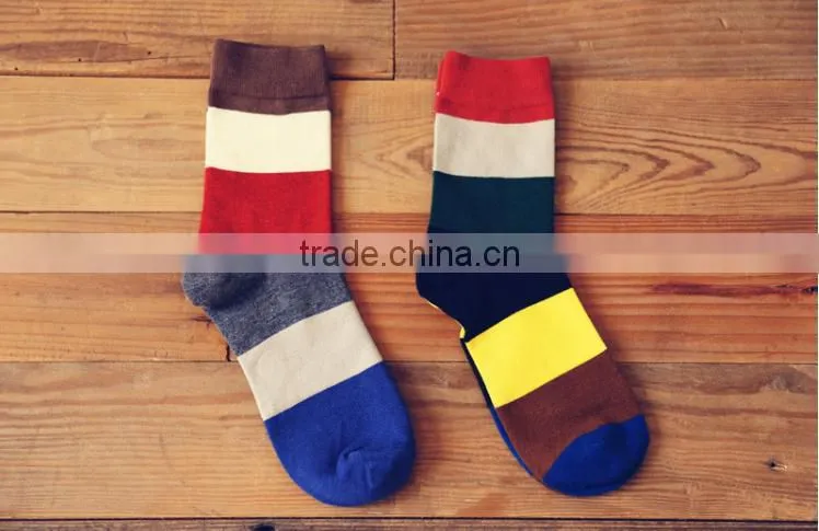 Winter 2014 new tide socks cotton comfortable lattice star spell color men short socks wholesale